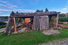 Die letzten Tage des verfallenen Plötzen Stadls in Ottnang