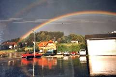 Regenbogen bei Tankstelle in Ottnang